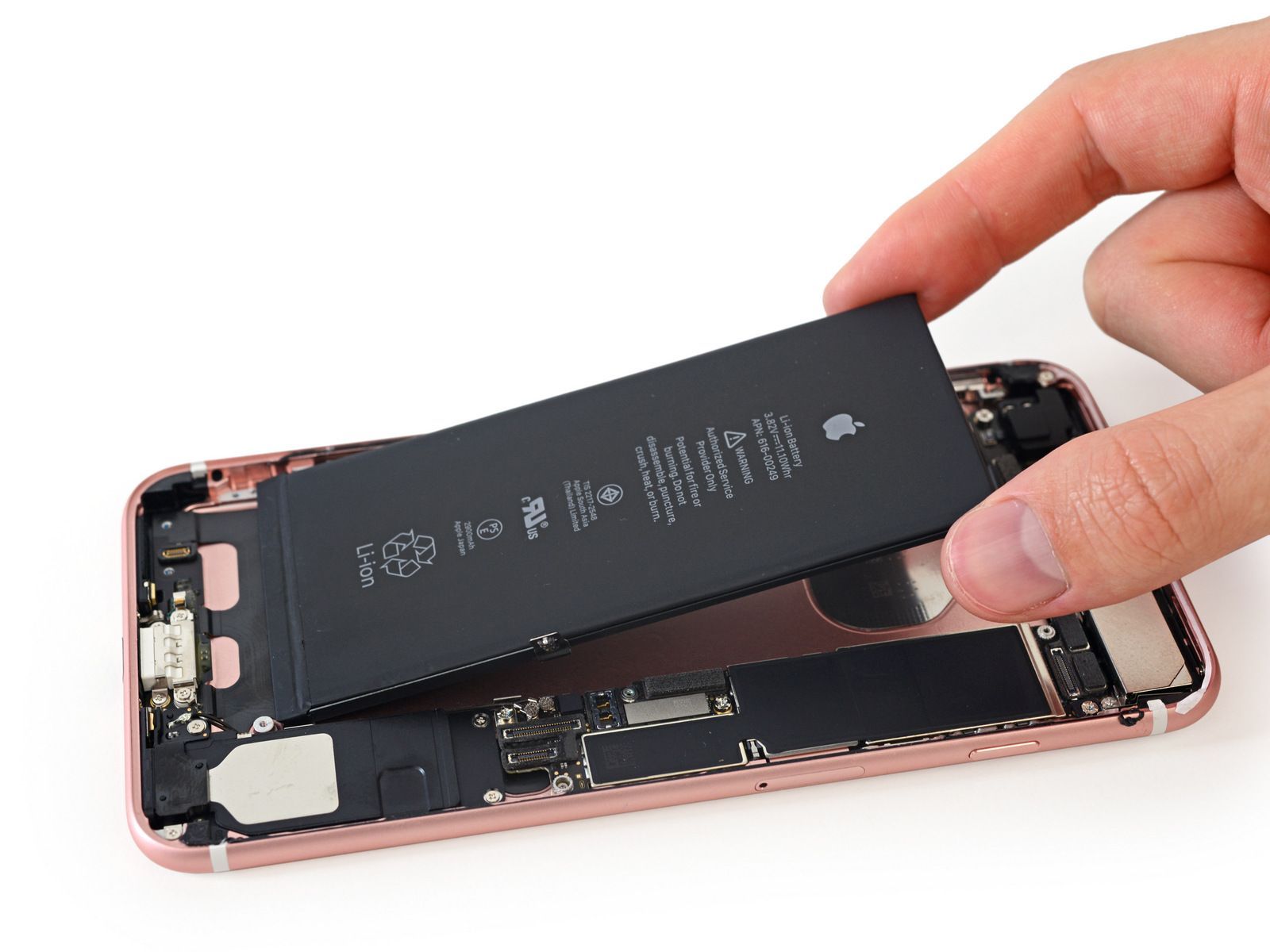 Apple reemplazó 11 millones de baterías del iPhone