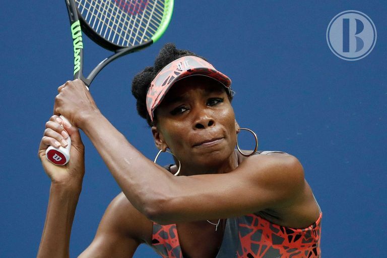 Venus Williams gana en octavos a la española Carla Suárez