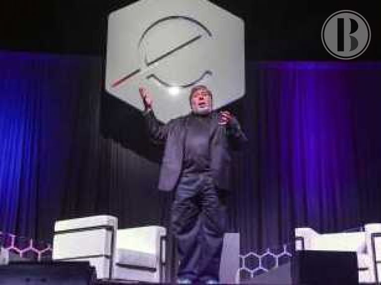 Wozniak no cree que tecnología y máquinas desplacen a los humanos