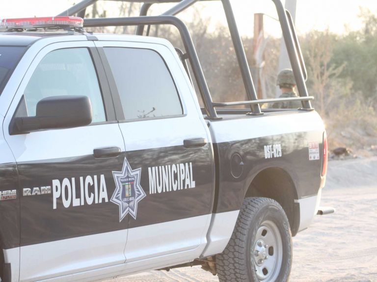 04 PATRULLA DE LA POLICÍA MUNICIPAL