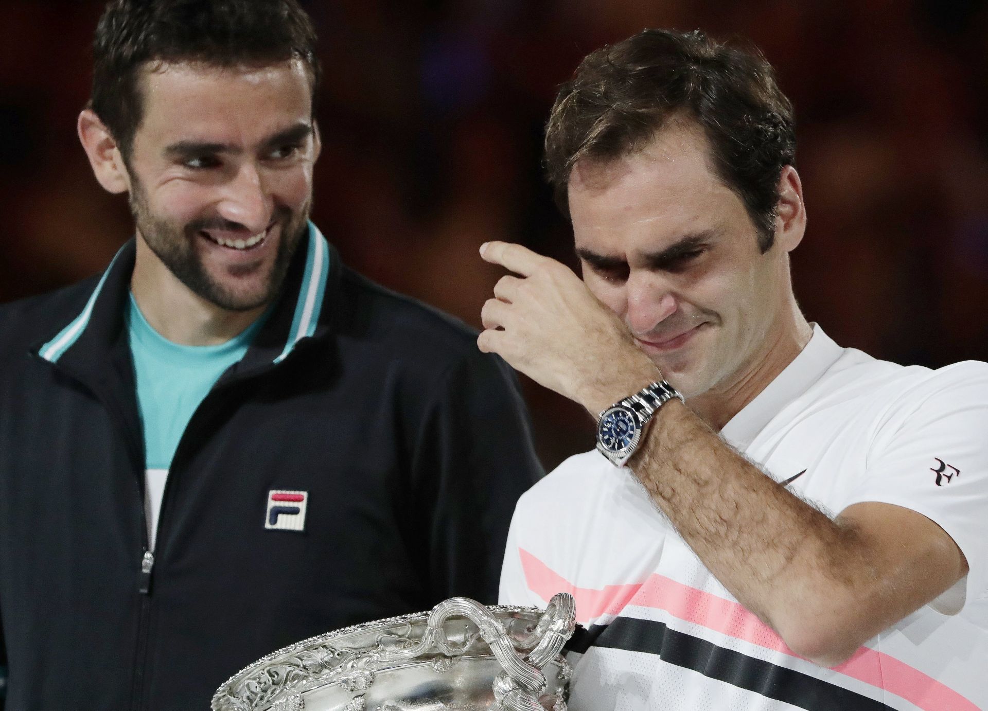 Roger Federer, 20º título del Grand Slam entre lágrimas
