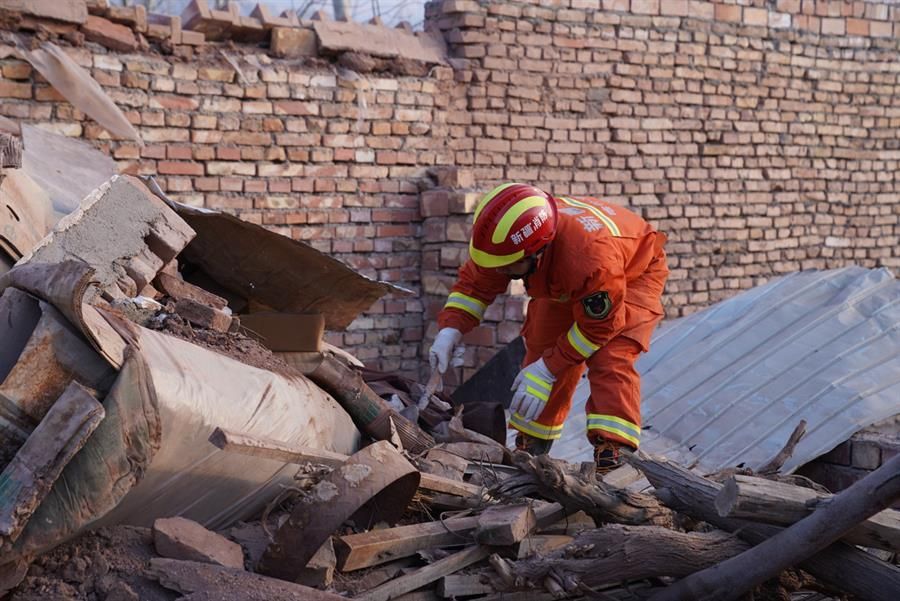 al-menos-un-muerto-y-dos-heridos-tras-un-terremoto-en-china