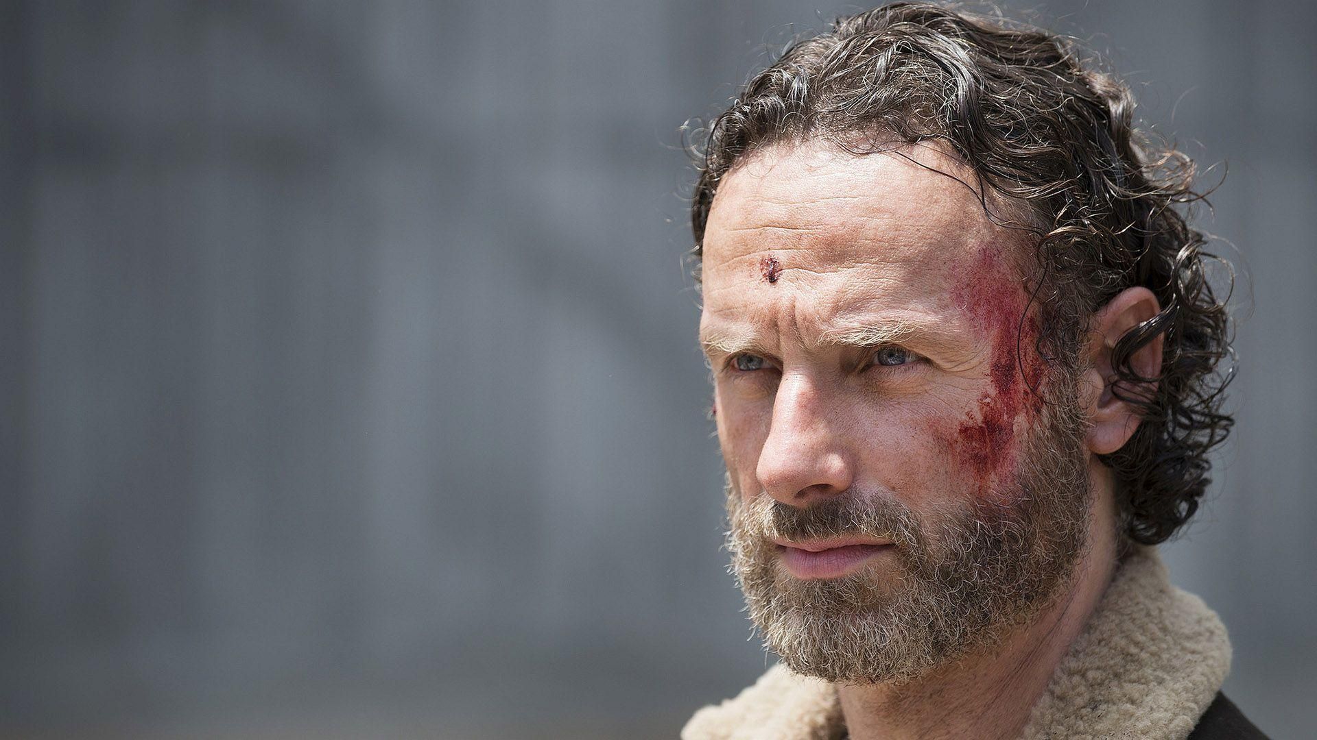 andrew-lincoln-as-rick-grimes-in-the-walking-dead