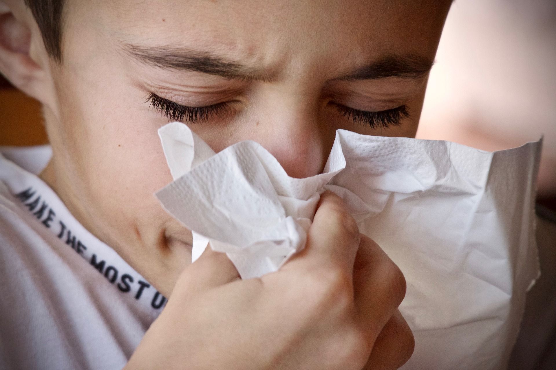 contaminacion-ambiental-y-altos-niveles-de-polen-influyen-en-alergias