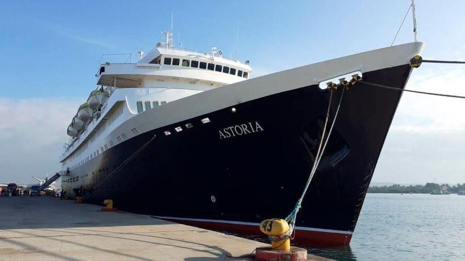 el-crucero-astoria-llega-a-santa-rosalia