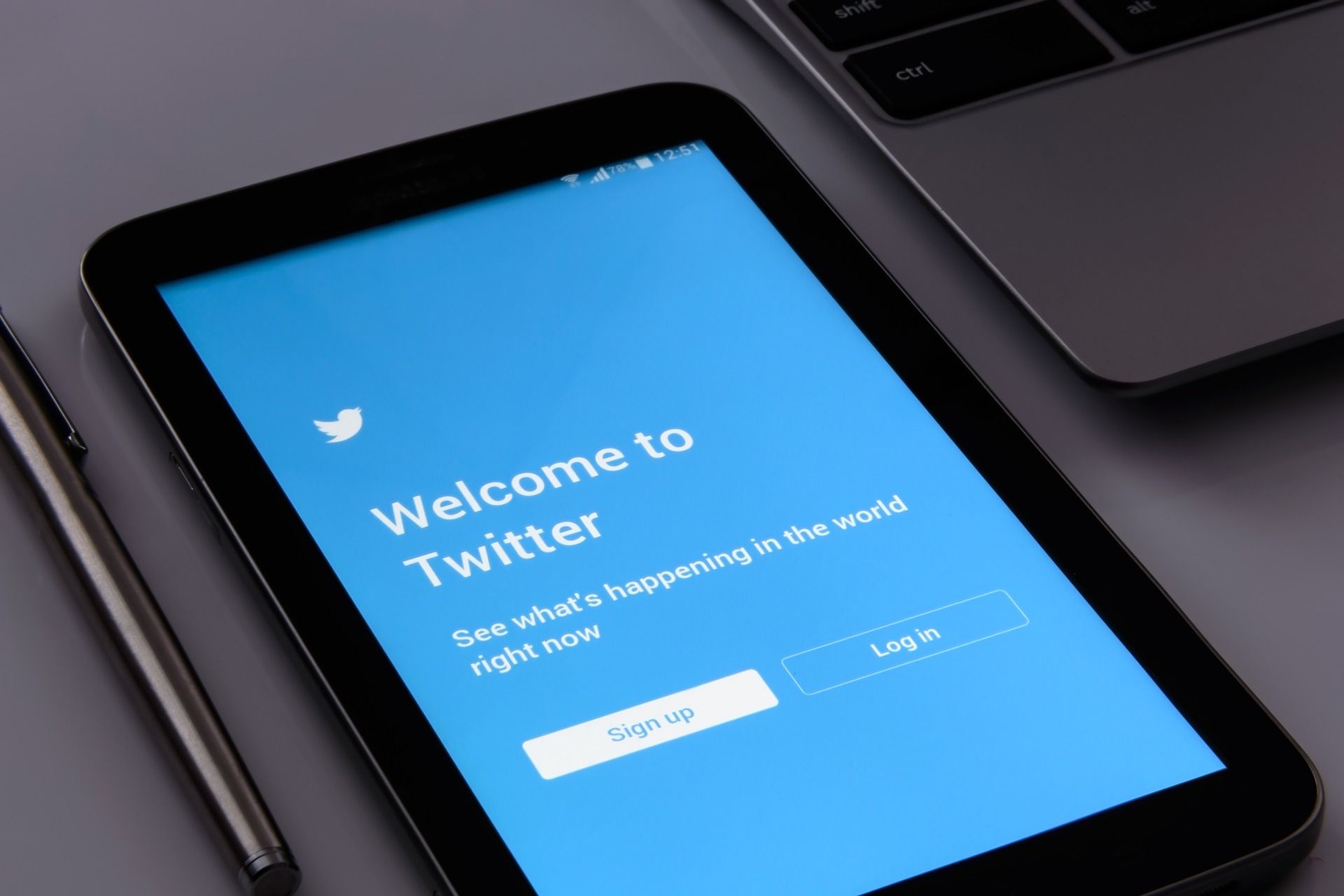 Twitter retira demanda contra Gobierno de EEUU, que pedía datos de un usuario