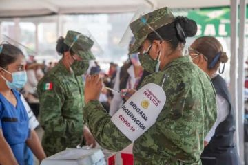 Inicia vacunación a mayores de 30 años en La Paz y Los Cabos