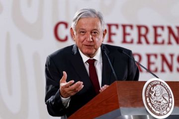 AMLO presume encuesta mundial que le da alta aprobación