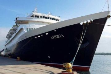 El crucero Astoria llega a Santa Rosalía