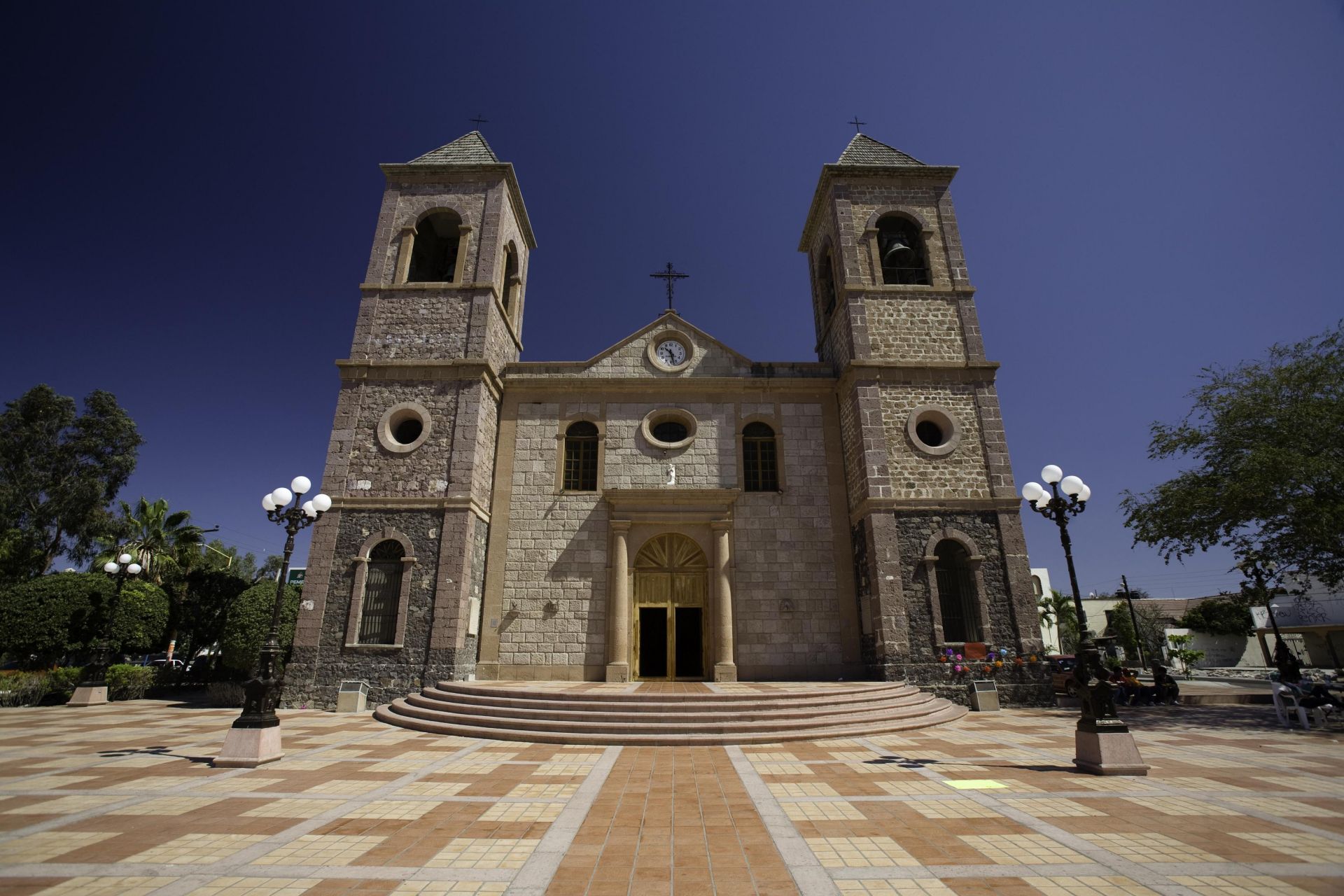 Fotografía del 8 de enero de 2018, cedida por Turismo de BC (Baja California), que muestra la Catedral de la Paz, en Baja California Sur (México).