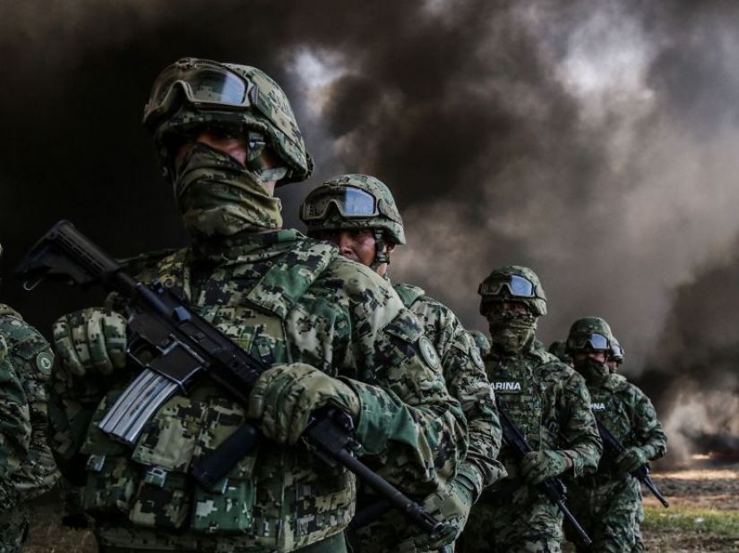 Militares incineran toneladas de cocaína