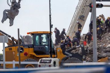 Sube a 86 el número de víctimas mortales por derrumbe de edificio en Surfside