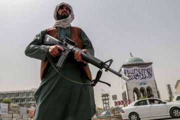 Los talibanes garantizan a Estados Unidos que dejarán pasar a civiles al aeropuerto